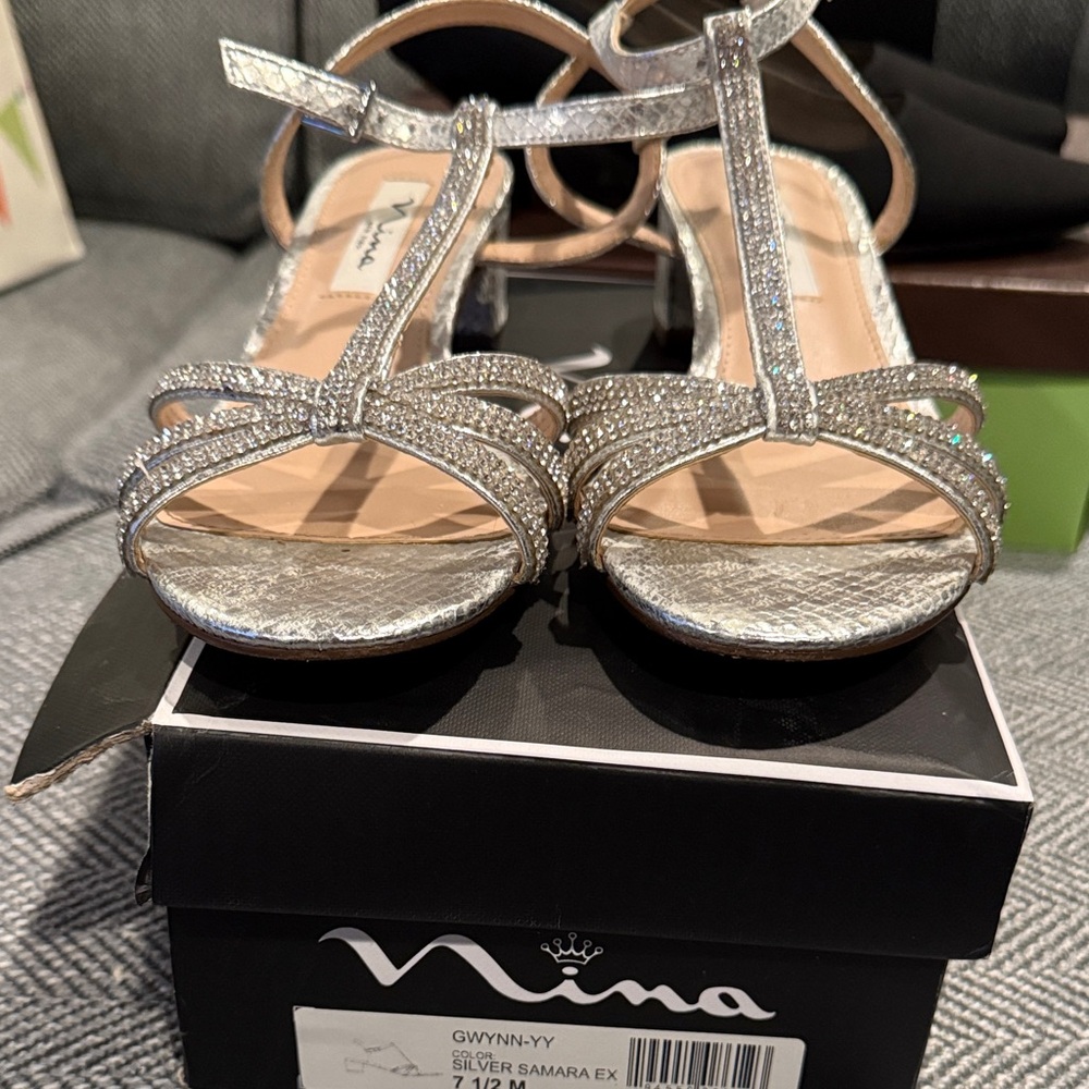 Nina Glittering Silver Heels